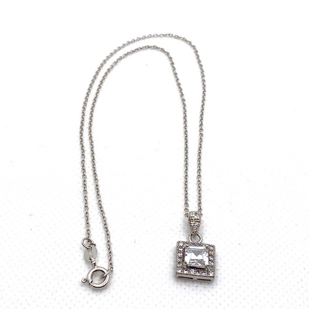 ATI 925 Sterling Silver Necklace with CZโs Pendant